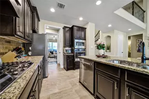 10231 Mackies Run Ln, Cypress, TX 77433 - Photo 11