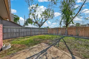 14703 Stanbridge Dr, Houston, TX 77083 - Photo 45