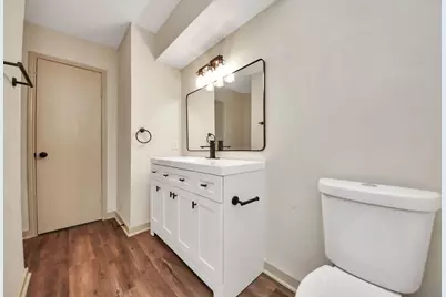 5731 Lodge Creek Drive, Houston, TX 77066 - Photo 23