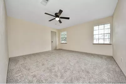 5731 Lodge Creek Drive, Houston, TX 77066 - Photo 21