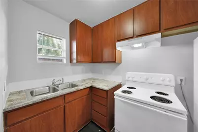 6518 Weston #1, Houston, TX 77021 - Photo 1