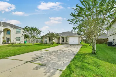 5301 Rio San Juan Street, Rosharon, TX 77583 - Photo 3