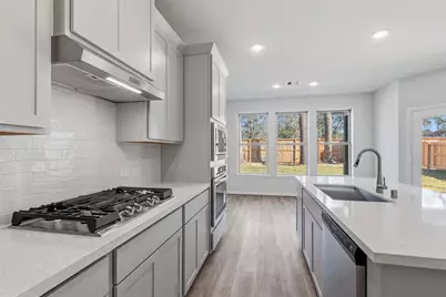 140 Mockingbird Trails Drive, Willis, TX 77318 - Photo 9