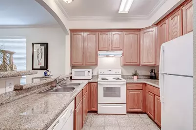 9400 Bellaire Boulevard #202, Houston, TX 77036 - Photo 13