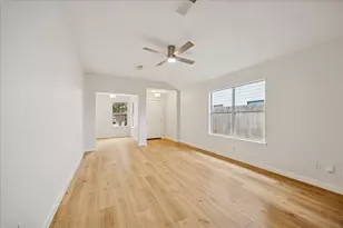 3415 Green Aspen Ln, Houston, TX 77047 - Photo 7