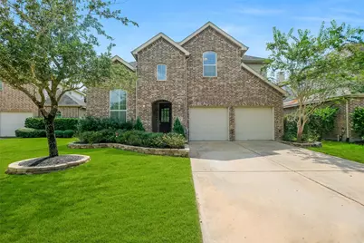 13104 Hollow Garden Lane, Rosharon, TX 77583 - Photo 1