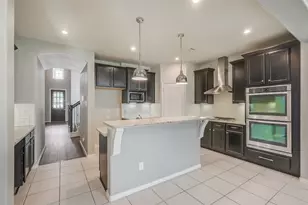 13104 Hollow Garden Lane, Rosharon, TX 77583 - Photo 11