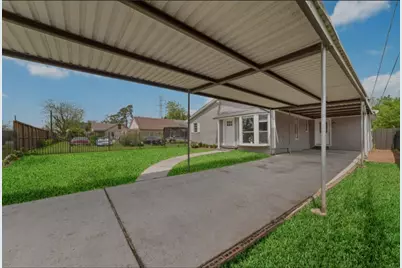 2503 Creston Drive, Houston, TX 77026 - Photo 15