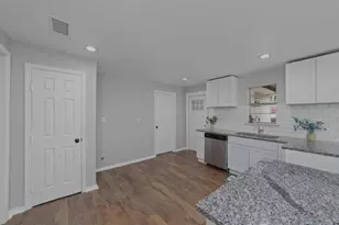 2503 Creston Dr, Houston, TX 77026 - Photo 3