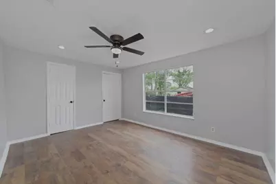 2503 Creston Drive, Houston, TX 77026 - Photo 13