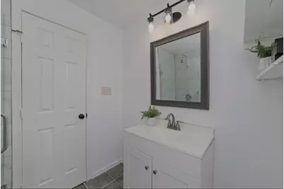 2503 Creston Drive, Houston, TX 77026 - Photo 9