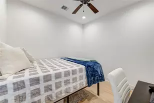 2534 Terry St, Houston, TX 77009 - Photo 9