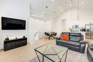 2534 Terry St, Houston, TX 77009 - Photo 27