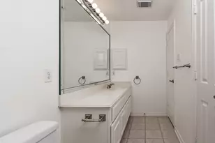 27 Bluff Creek Pl, The Woodlands, TX 77382 - Photo 23