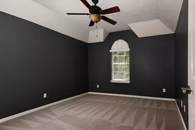 27 Bluff Creek Place, The Woodlands, TX 77382 - Photo 19