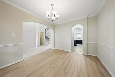 4927 Blackwater Lane, Sugar Land, TX 77479 - Photo 9
