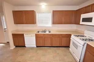 19723 Byron Meadows Dr, Katy, TX 77449 - Photo 9