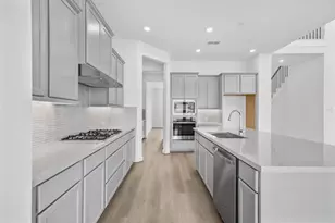 1653 Birch Lake Bend, Friendswood, TX 77546 - Photo 3