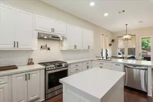 18901 N Bee Cave Springs Cir, Cypress, TX 77433 - Photo 9
