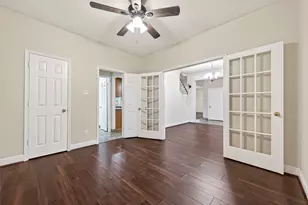 15423 Park Glen Dr, Sugar Land, TX 77498 - Photo 11