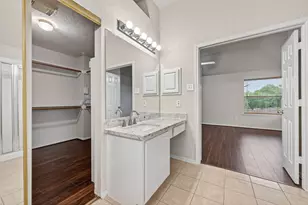 15423 Park Glen Dr, Sugar Land, TX 77498 - Photo 35