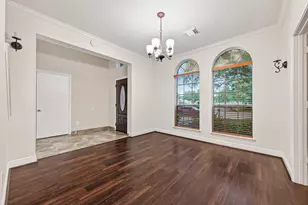 15423 Park Glen Dr, Sugar Land, TX 77498 - Photo 7