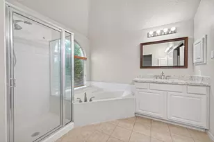 15423 Park Glen Dr, Sugar Land, TX 77498 - Photo 33