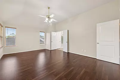 15423 Park Glen Drive, Sugar Land, TX 77498 - Photo 31