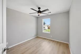 10922 Woodwind Shadows Dr, Cypress, TX 77433 - Photo 17