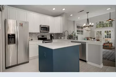 110 Wintergreen Trail, The Woodlands, TX 77382 - Photo 11