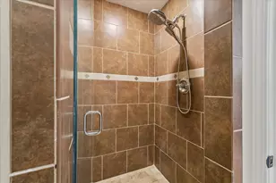 5402 Valkeith Dr, Houston, TX 77096 - Photo 37