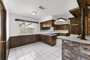 9707 Rocktree Dr, Houston, TX 77040 - Photo 11