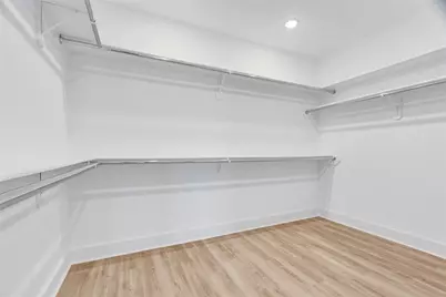 28 Cmdr Runco Lane, Taylor Lake Village, TX 77586 - Photo 13