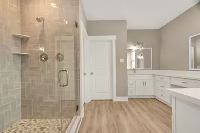 28 Cmdr Runco Lane, Taylor Lake Village, TX 77586 - Photo 11