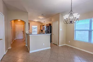 8911 Smokey Ridge Ln, Houston, TX 77075 - Photo 3