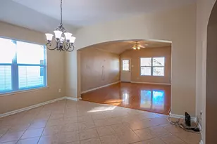 8911 Smokey Ridge Ln, Houston, TX 77075 - Photo 5