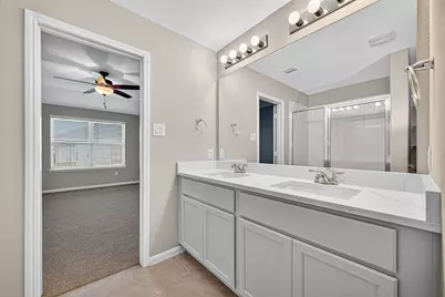 8219 Oakleaf Meadow Court, Rosharon, TX 77583 - Photo 35