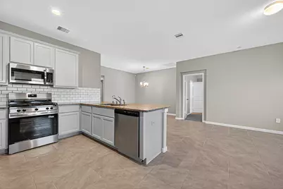 8219 Oakleaf Meadow Court, Rosharon, TX 77583 - Photo 13