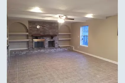 4918 Christopher Place, Houston, TX 77066 - Photo 5