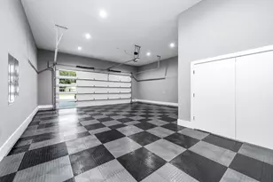 207 W 33rd St, Houston, TX 77018 - Photo 43