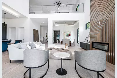 207 W 33rd Street, Houston, TX 77018 - Photo 9