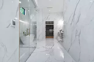 207 W 33rd St, Houston, TX 77018 - Photo 23