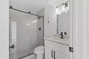 1913 Bittercreek Dr, Houston, TX 77042 - Photo 11