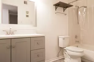 2750 Holly Hall St, Houston, TX 77054 - Photo 11