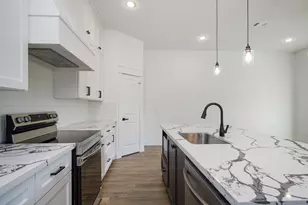 11037 Bois D Arc St, La Porte, TX 77571 - Photo 19