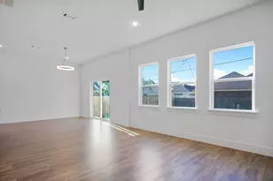 11037 Bois D Arc St, La Porte, TX 77571 - Photo 11