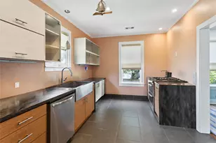 2616 45th St, Galveston, TX 77550 - Photo 7