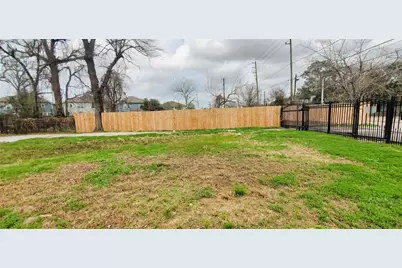 4605 Fulton Street, Houston, TX 77009 - Photo 1