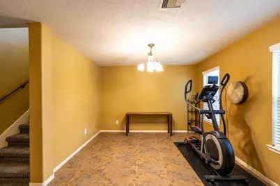 921 Sage Street, Baytown, TX 77521 - Photo 9