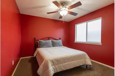 921 Sage Street, Baytown, TX 77521 - Photo 25